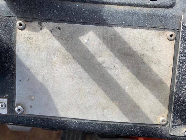 Toyota 62- 7FD25 fork lift - Image 11