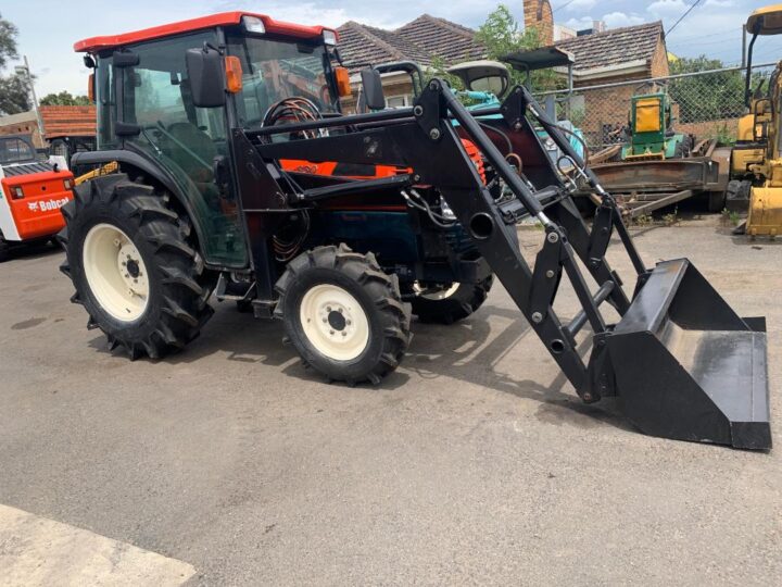 Kubota KL330 with A/C cabin, 34 HP - Image 20
