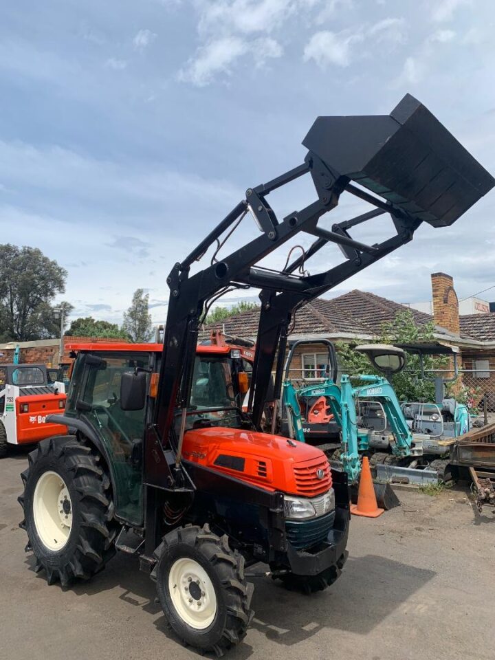 Kubota KL330 with A/C cabin, 34 HP - Image 21