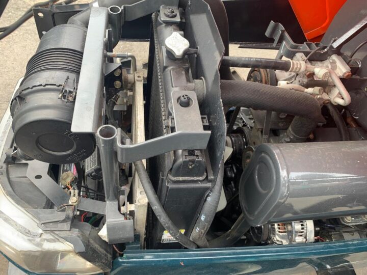 Kubota KL330 with A/C cabin, 34 HP - Image 23