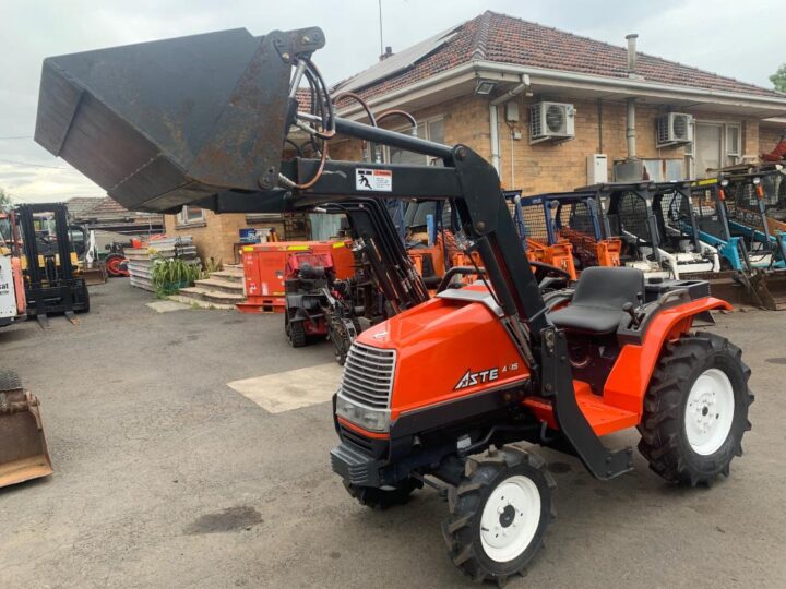 KUBOTA A15 FRONT END LOADER - Image 2