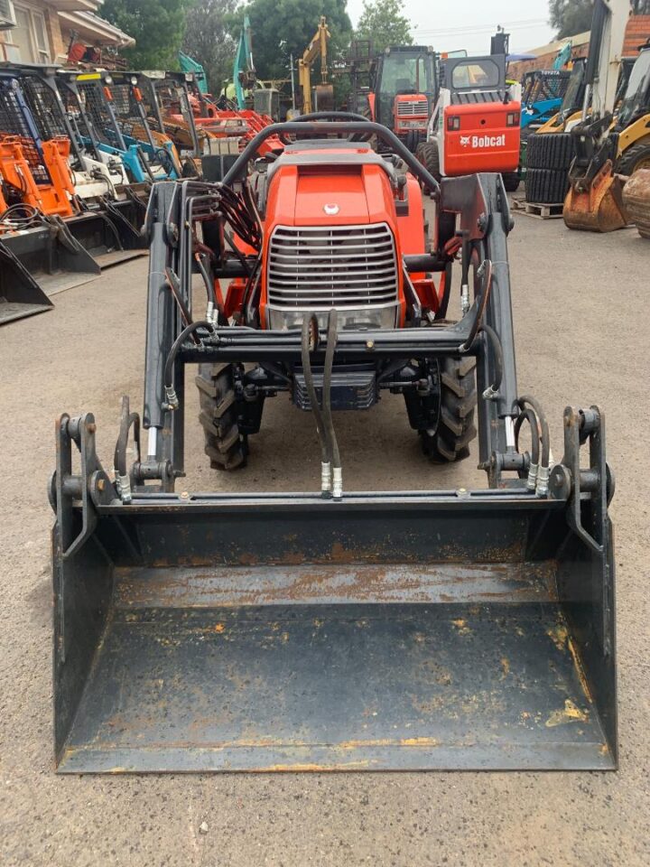 KUBOTA A15 FRONT END LOADER - Image 12