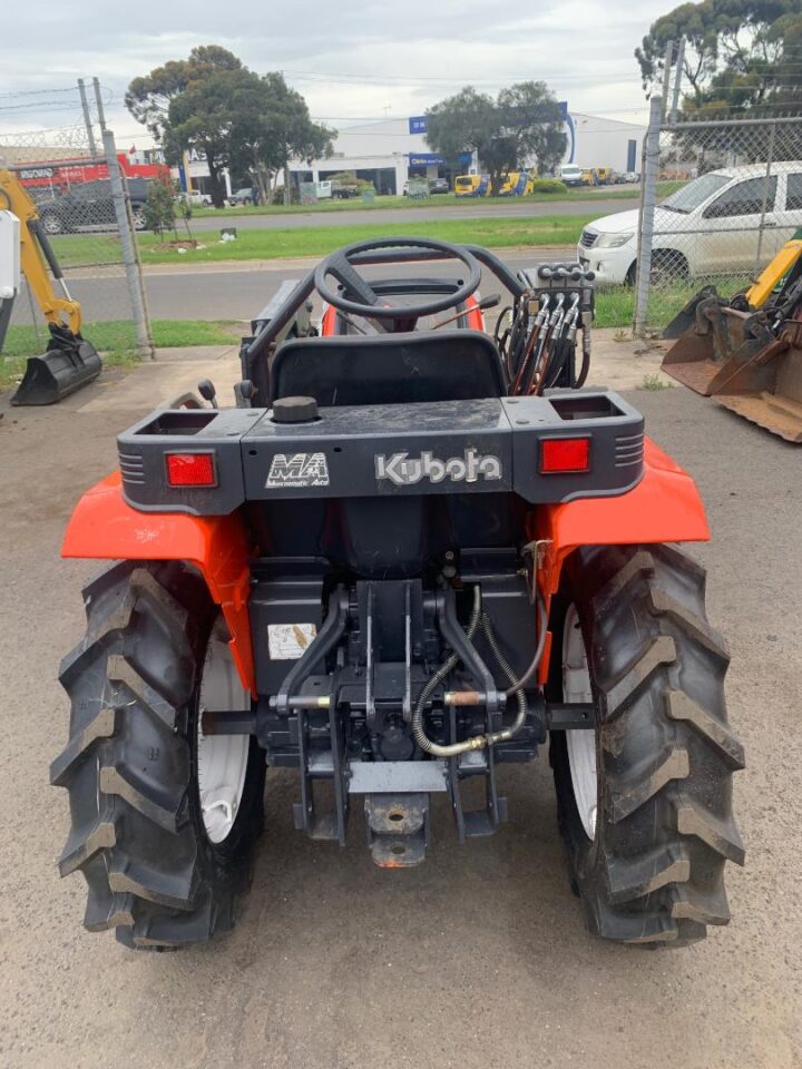 KUBOTA A15 FRONT END LOADER - Image 15