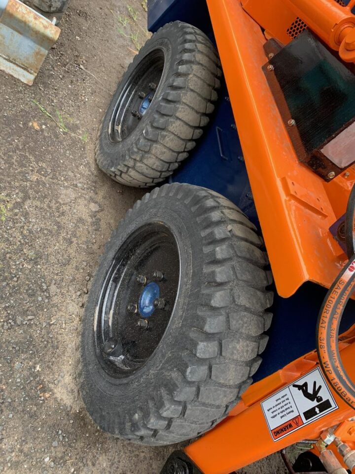 TOYOTA 2SDK4 SKID STEER LOADER - Image 12