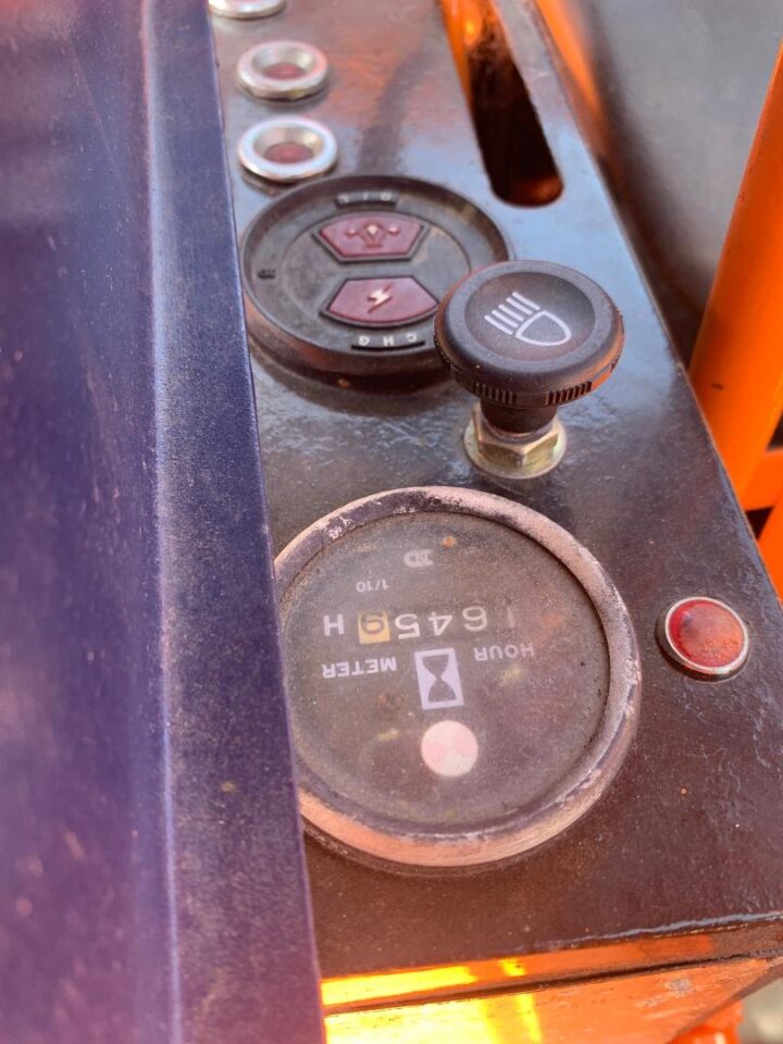TOYOTA SDK4 SKID STEER LOADER - Image 15