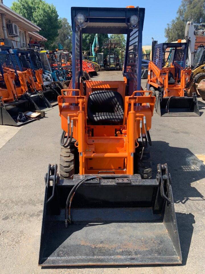 TOYOTA SDK4 SKID STEER LOADER - Image 5