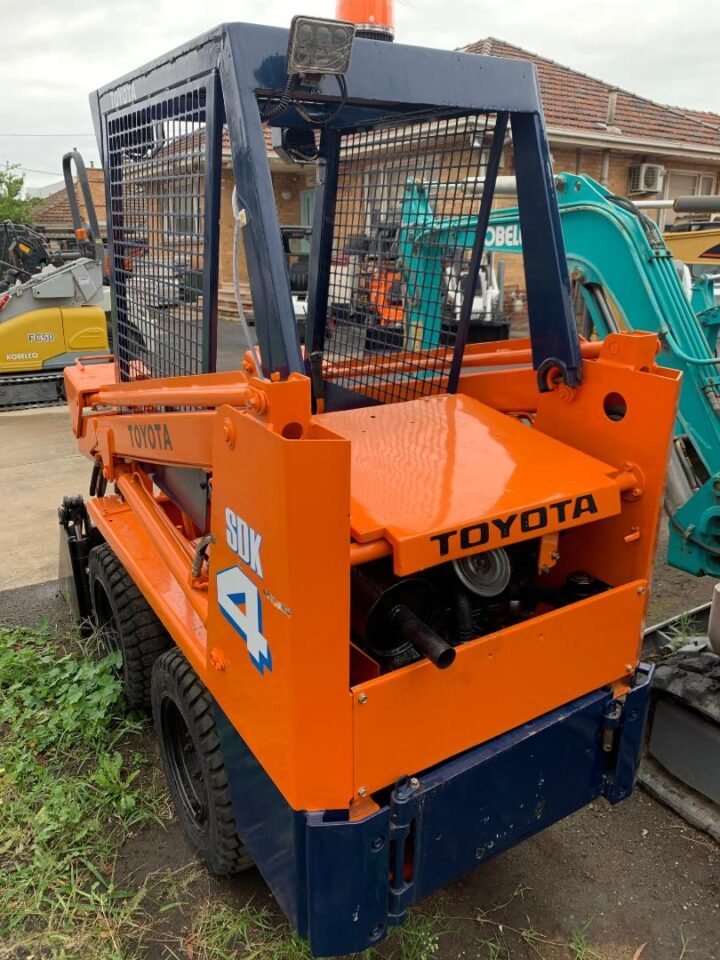 TOYOTA 2SDK4 SKID STEER LOADER - Image 7