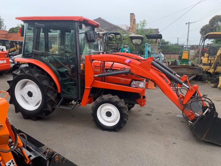 KUBOTA KL280 TRACTOR WITH FEL - Image 11