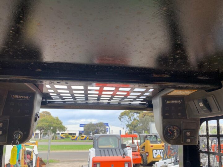 CATERPILAR 216B3 SKID STEER LOADER - Image 11