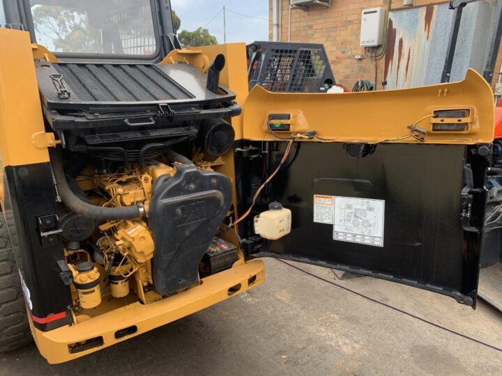 CATERPILAR 216B3 SKID STEER LOADER - Image 15