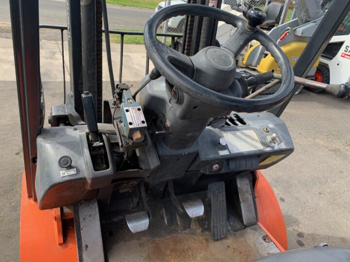 Toyota 7 FD25 forklift, 2.5 tonne capacity - Image 15