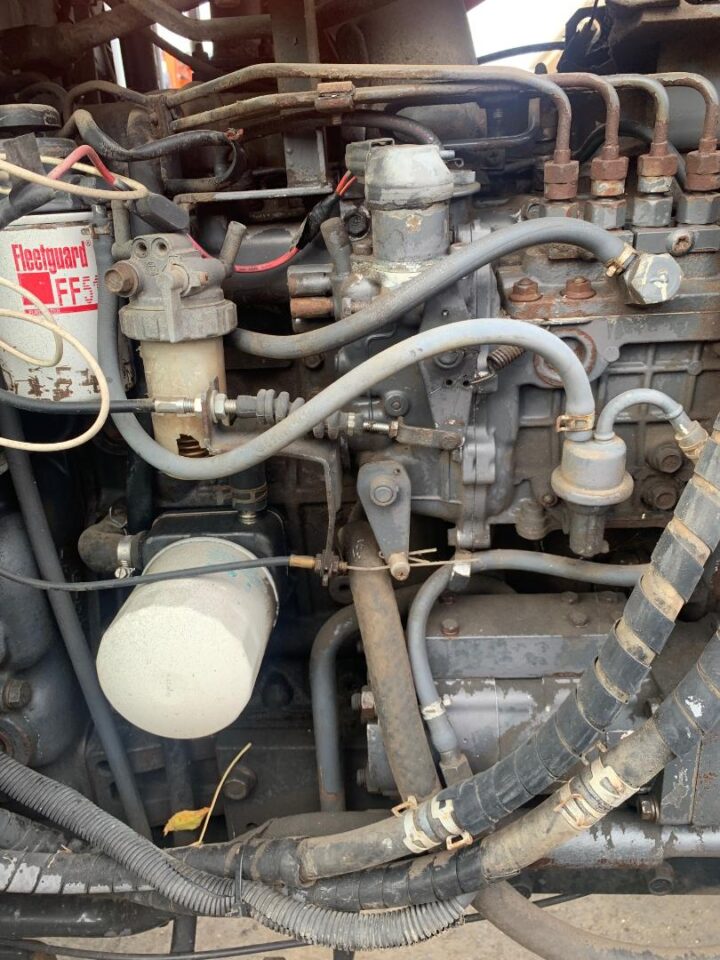 KUBOTA M8200DT TRACTOR - Image 17