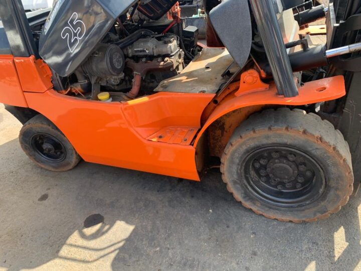 Toyota 7 FD25 forklift, 2.5 tonne capacity - Image 19