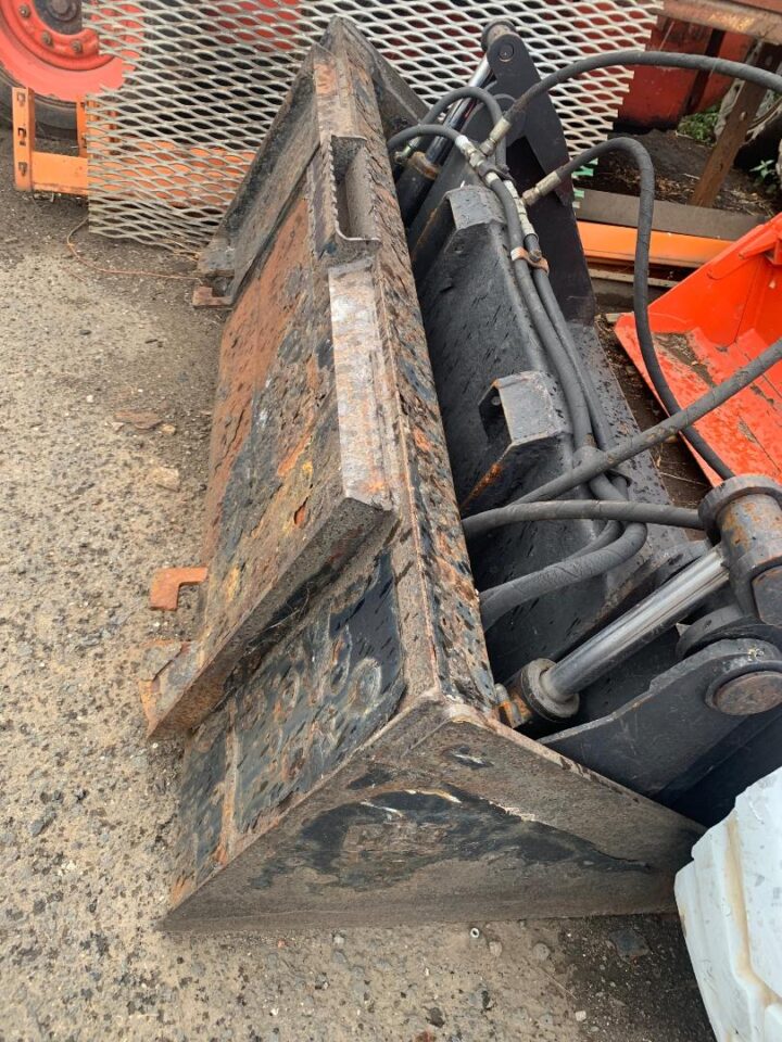 CASE 1835 SKID STEER LOADER - Image 18