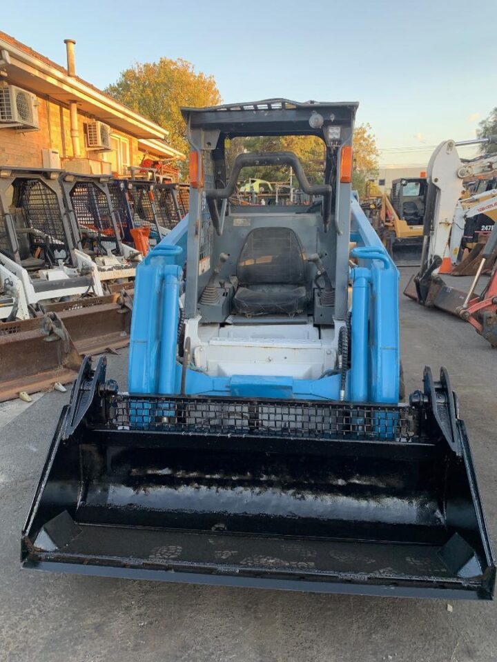 TOYOTA 4SDK8 SKID STEER LOADER - Image 3