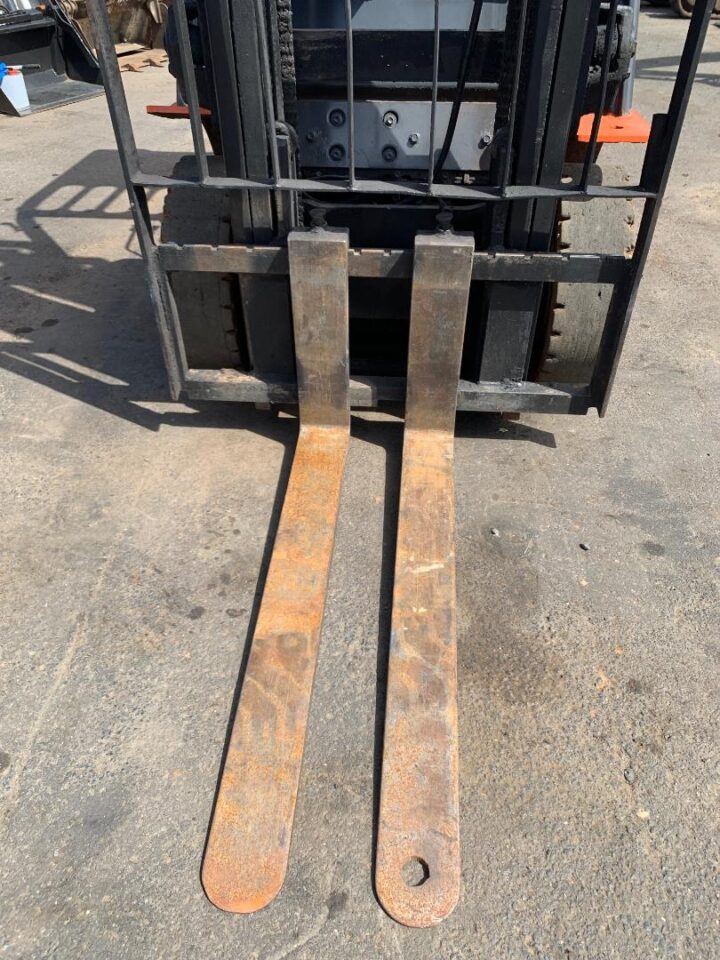 Toyota 7 FD25 forklift, 2.5 tonne capacity - Image 21