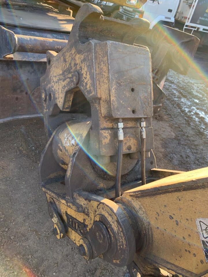 JB hydraulic rotate tilting multi power hitch - Image 10