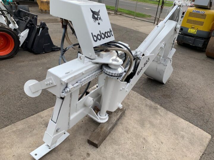 Bobcat BH803 Bach hoe attachment - Image 9
