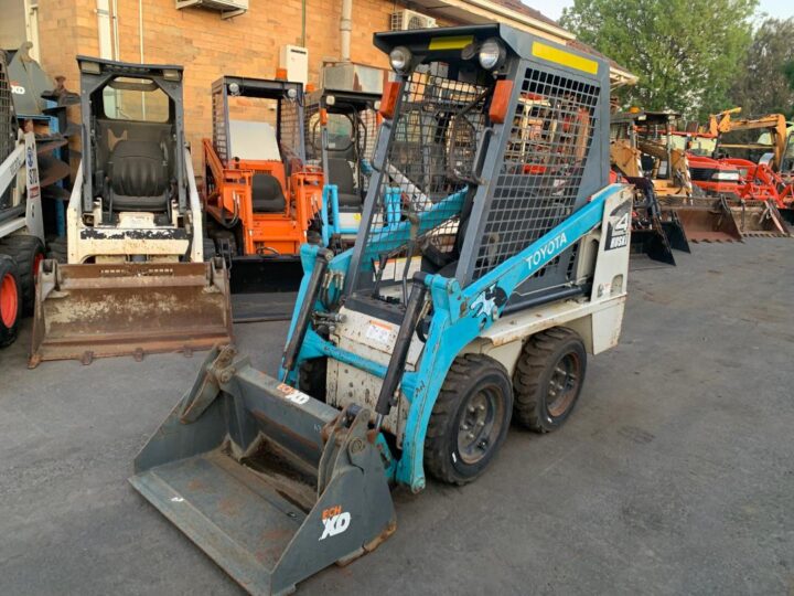 TOYOTA 4SDK4 SKID STEER LOADER