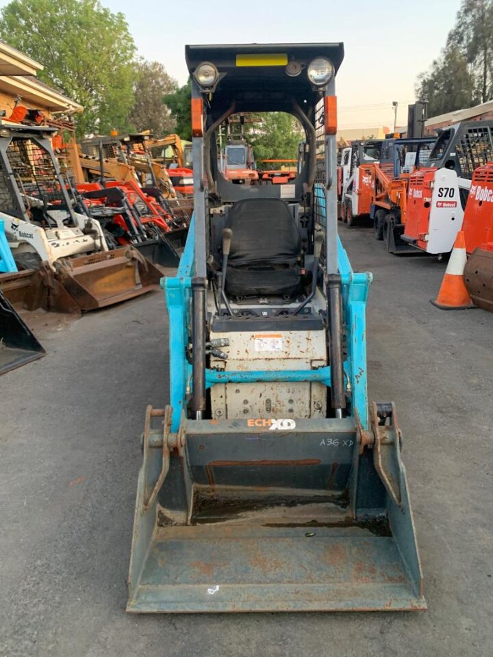 TOYOTA 4SDK4 SKID STEER LOADER - Image 3