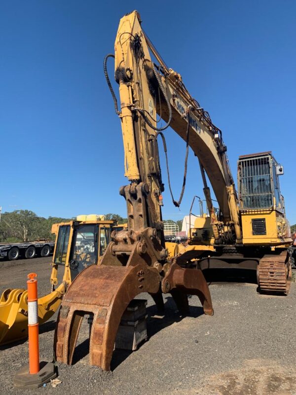 KOMATSU PC 300LC-8 EXCAVATOR