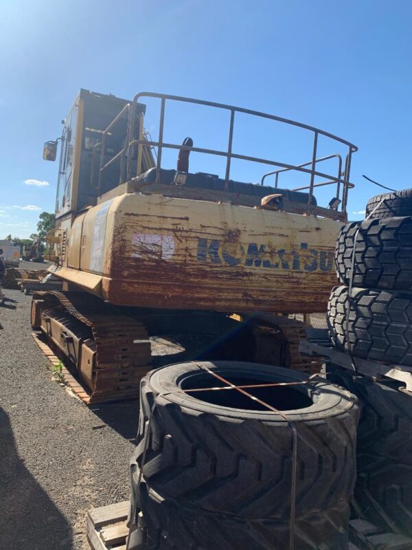 KOMATSU PC 300LC-8 EXCAVATOR - Image 22
