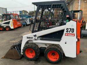 1. Bobcat S70, s/n. A3W 618561, cage with Daken 1150 mm W 4 in 1 bucket, 2013 model, 1000 mm wide, 1.26 tonne machine, 23.5 HP, 3061 hours, $22,950.00 + GST. 